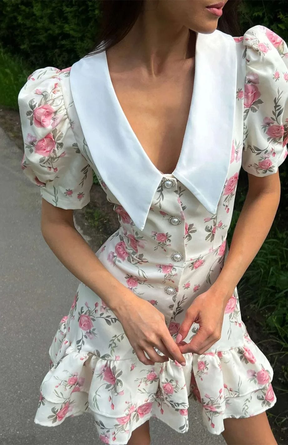 Robe Courte Champêtre Fleurs Chic Petites Manches