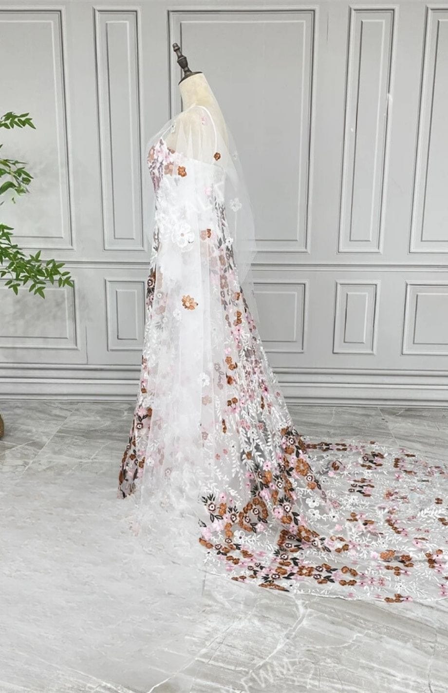 Robe De Mariée Bohème Fleurie | Reine Rustique