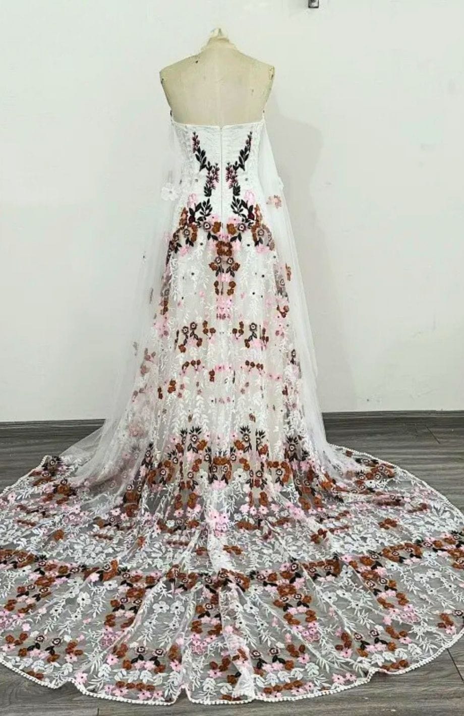 Robe De Mariée Bohème Fleurie | Reine Rustique
