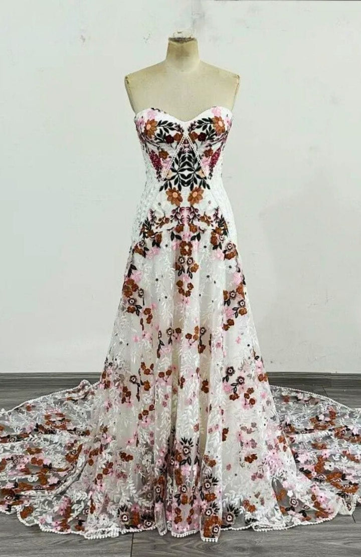 Robe De Mariée Bohème Fleurie | Reine Rustique