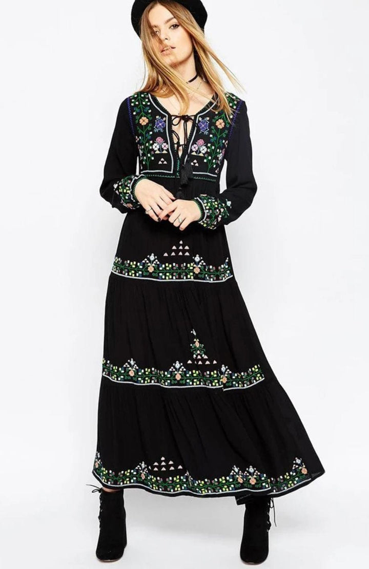 Robe Noire Bohème | Reine Rustique