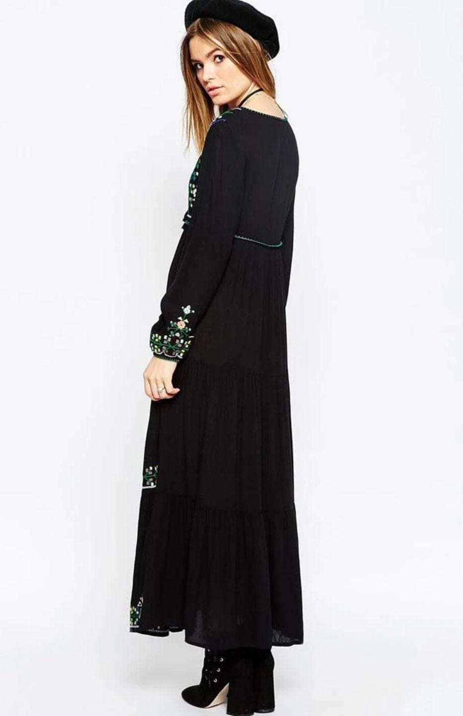 Robe Noire Bohème | Reine Rustique