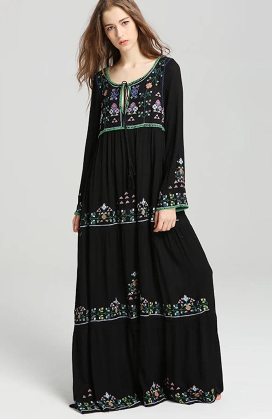 Robe Noire Bohème | Reine Rustique
